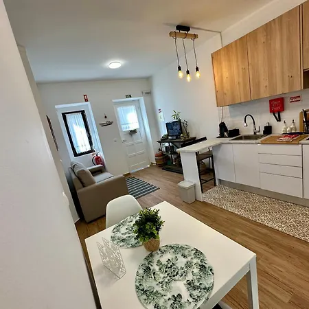Best 72 - A Casinha Azul Do Visconde Vakantiehuis Peniche